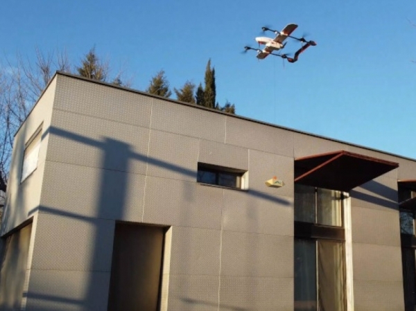 La startup catalana AldoraTech crea un tipus de dron fet amb impressi 3D per a lentrega de paquets dltima milla