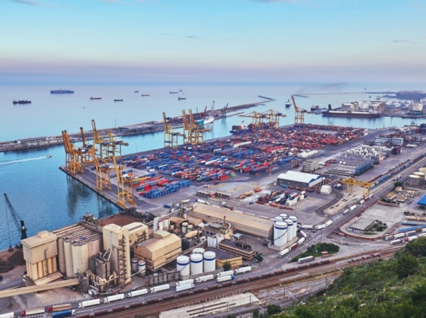 El Port de Barcelona instaura la intelligncia artificial per identificar contenidors